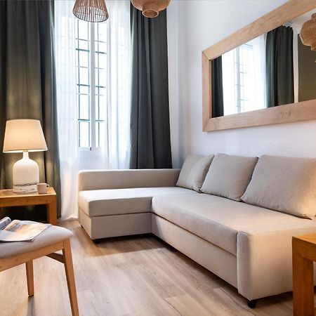 Magno Apartments Ave Maria Sevilla Bagian luar foto