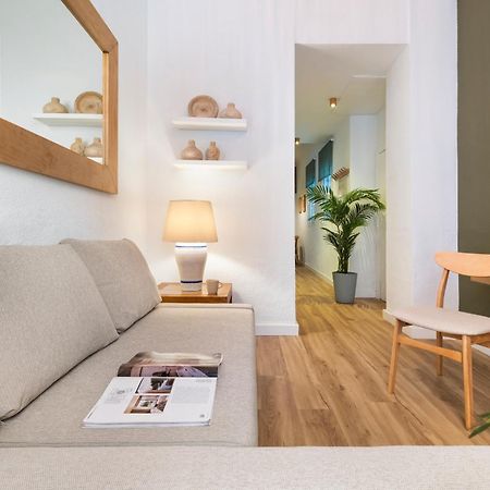 Magno Apartments Ave Maria Sevilla Bagian luar foto